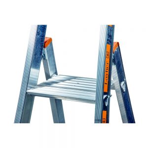 Layher - TOPIC 1064 Plattformleiter Detail Plattform